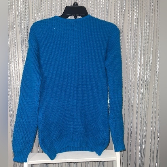 Noracora Wool Knitted Sweater with zipper front, size small - Picture 2 of 9